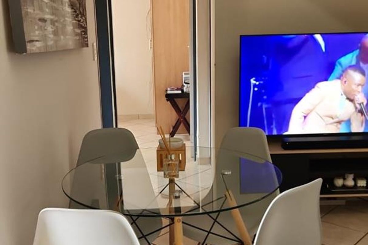 3 Bedroom Townhouse To Rent in Chantelle - Photo 4