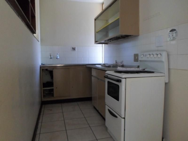 2 BEDROOM FLAT TO RENT IN PRETORIA NORTH - Photo 2