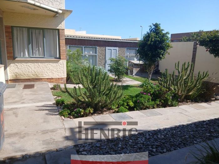 Property #2498602, House For Sale in Industrial