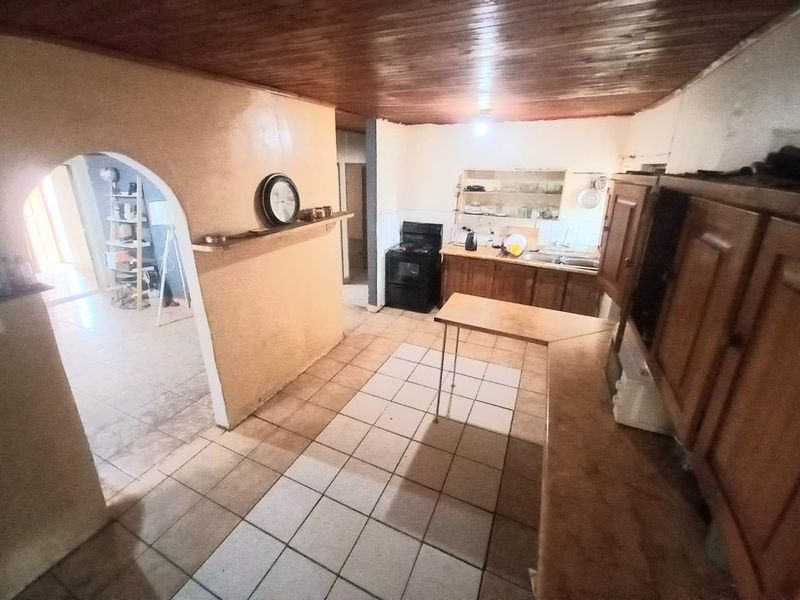 Three bedrooms house for sale in Elandspoort - Photo 5