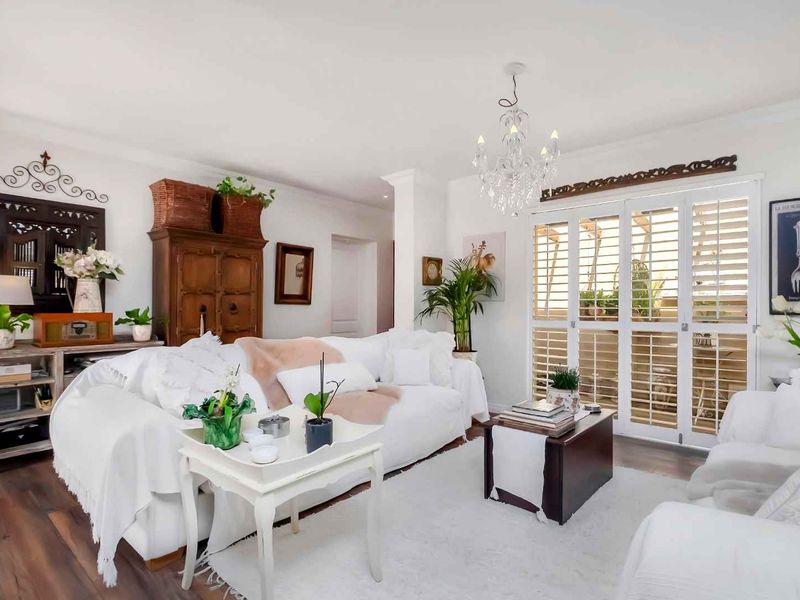 THE PERFECT NEWLY RENOVATED HOME TO PERFECTION FOR THE FIRST TIME HOME BUYER OR FOR DOWNSIZING - Photo 7