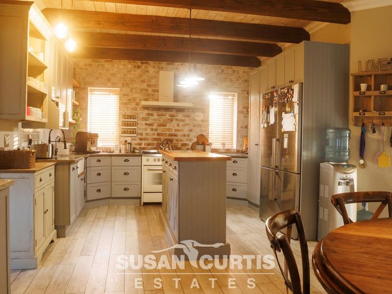 Investor's Dream! - Photo 2