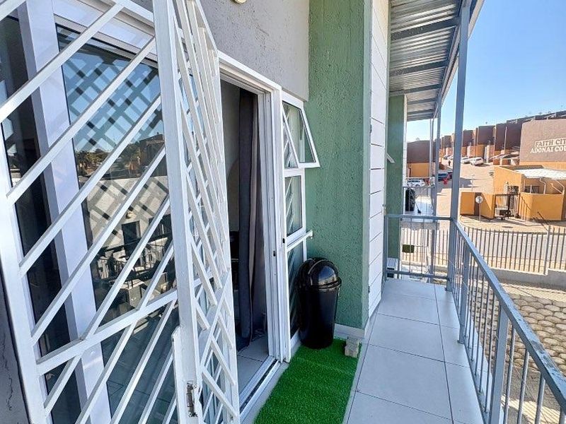 2 Bedrooms Apartment For Sale in Rocky Crest - Photo 5