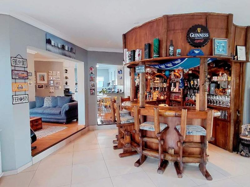 Comfortable Living in a Secure Complex with Great Amenities - Photo 9