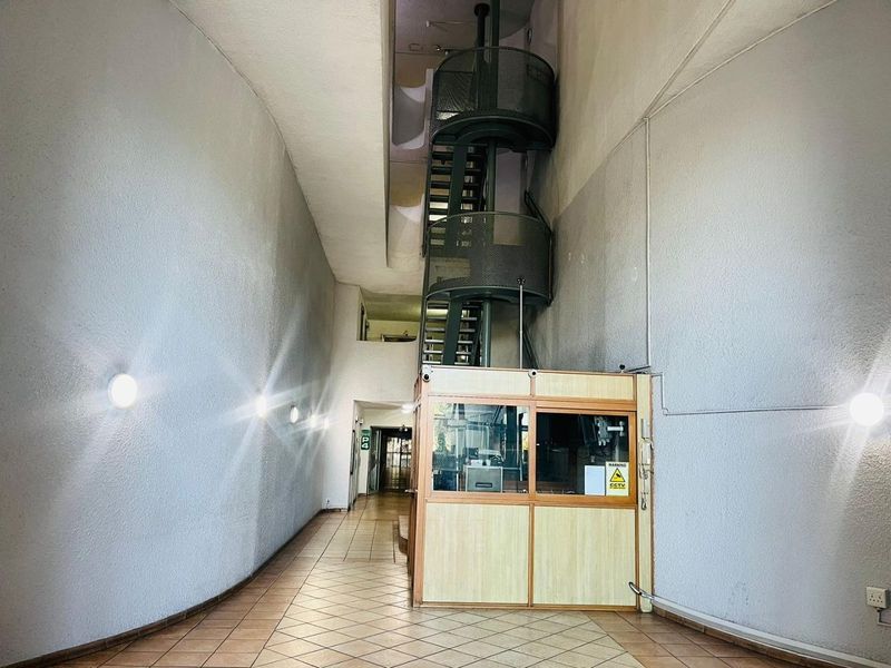 3 bedrooms Apartment in Durban Central - Photo 3