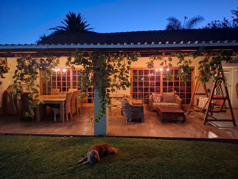 Charming Family Home with Modern Amenities - Photo 3