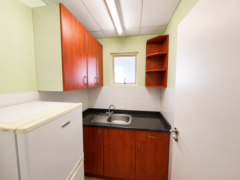 Prime Office Space To Let – 300m2 in Hillcrest - Photo 6