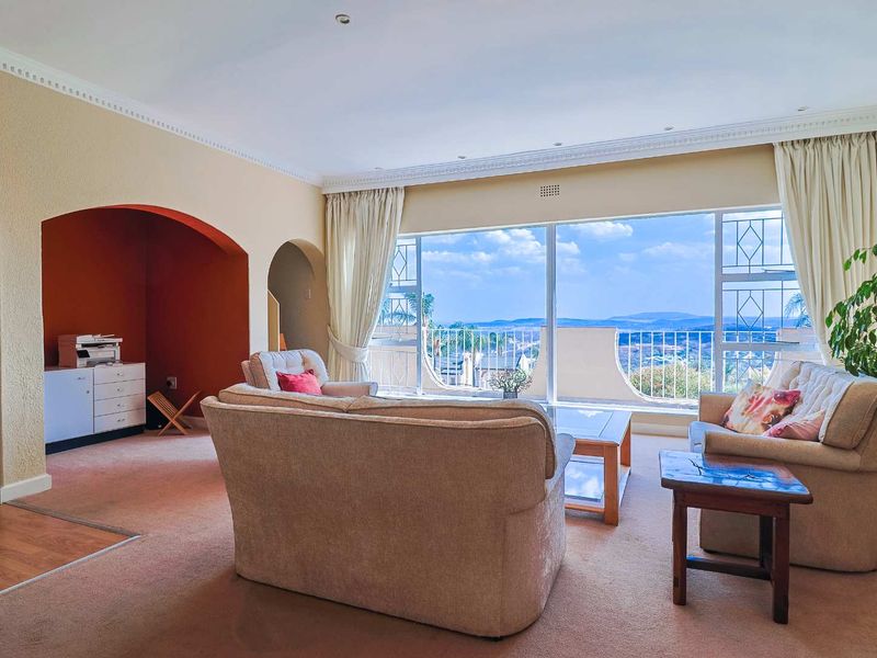 IMMACULATE HOME, NOW A RELOCATION SALE IN GLENVISTA - Photo 6