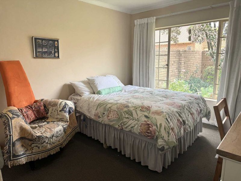 2 Bedroom Stand Alone Simplex for Sale in Moreleta Park - Photo 10