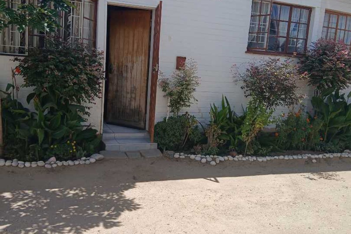 Townhouse  for sale in khomasdal  700 000 - Photo 3