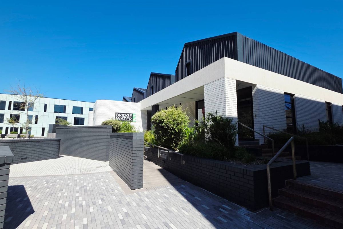 Prime Office Opportunity in the Prestigious Bridgewater One Precinct – Where Business Meets Lifestyle in the Heart of Century City - Photo 4