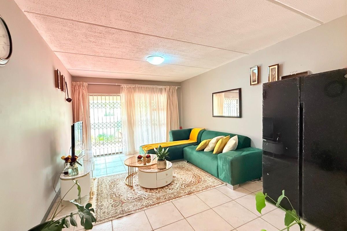 Best Investment Property for Young Professionals! - Photo 5