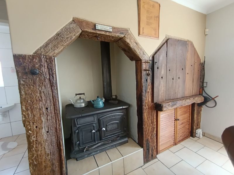 🏡 FOR SALE | CENTRAL, WALVIS BAY 🏡 N$2,835,000 - Photo 5