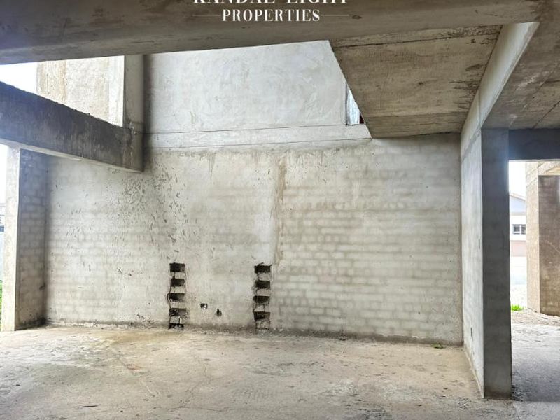 BRAND NEW HOUSE IN ACADEMIA - Photo 4