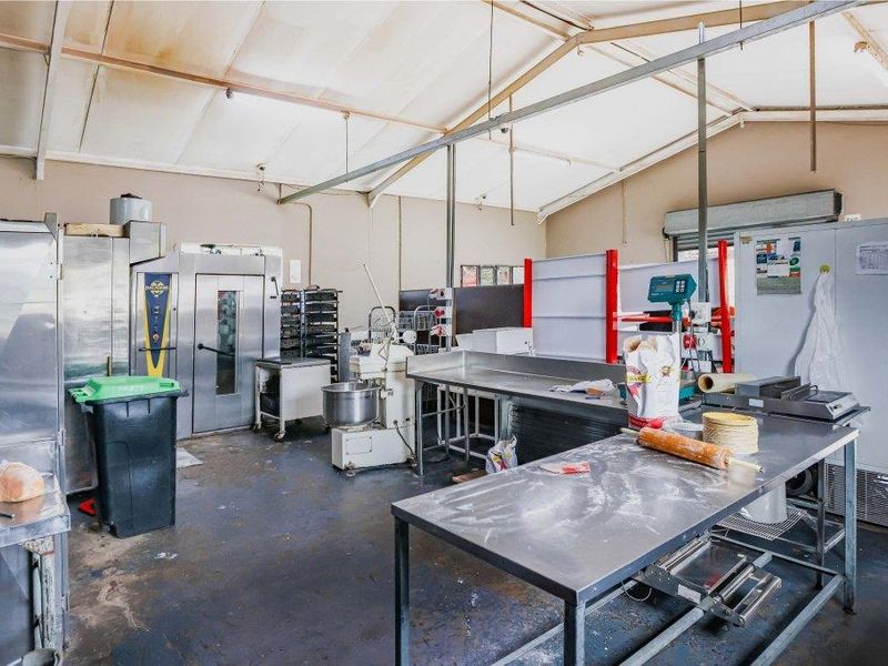 Fabulous Investment opportunity in the heart of the Boland! - Photo 9
