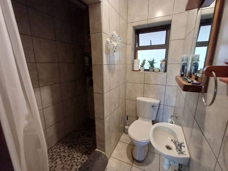 RENOVATORS DREAM! - Photo 10