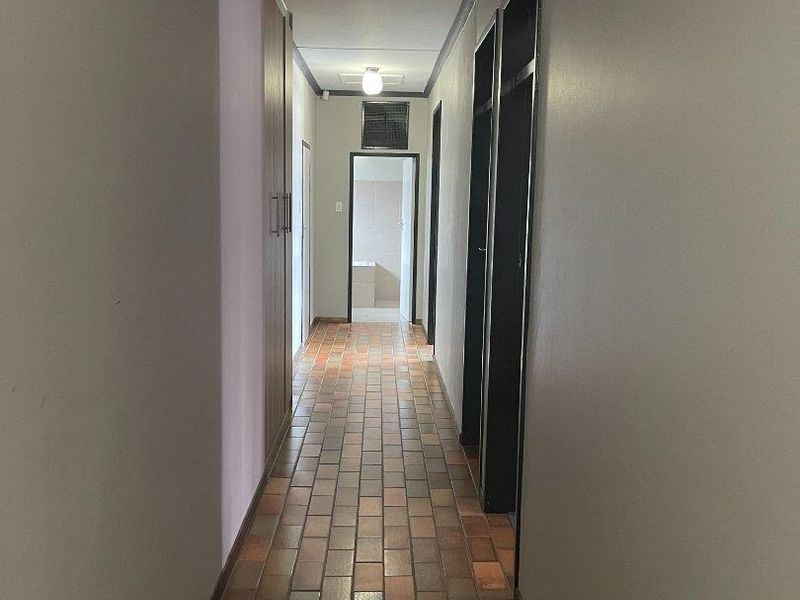 Freestanding home with Flat in Eros. - Photo 9