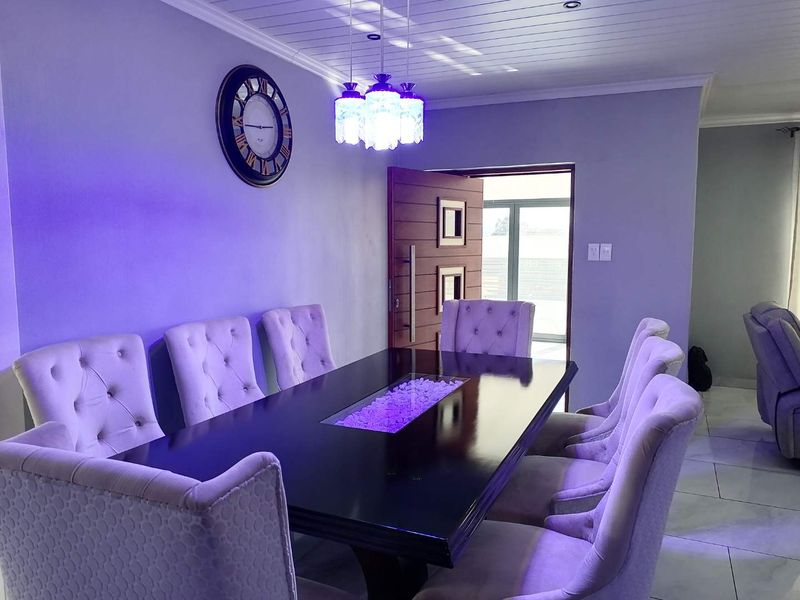 Stunning Modern House in safe area! - Photo 6