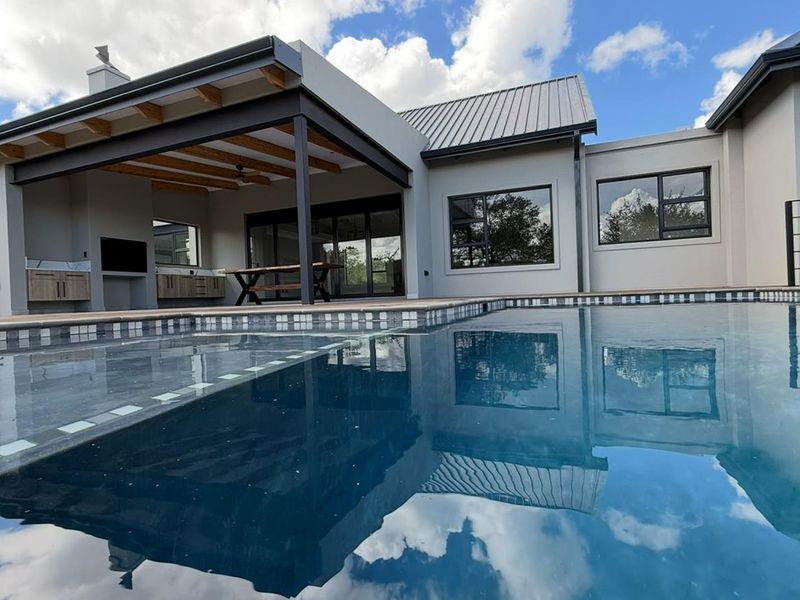 Immaculate home for sale in an excellent location. - Photo 4
