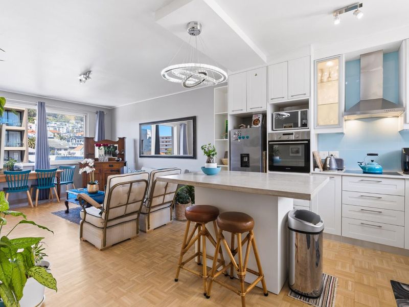 Renovated,Spacious and Convenience - Photo 1