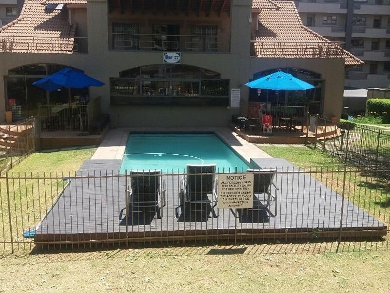 FURNISHED 2 BEDROOMS - Photo 1