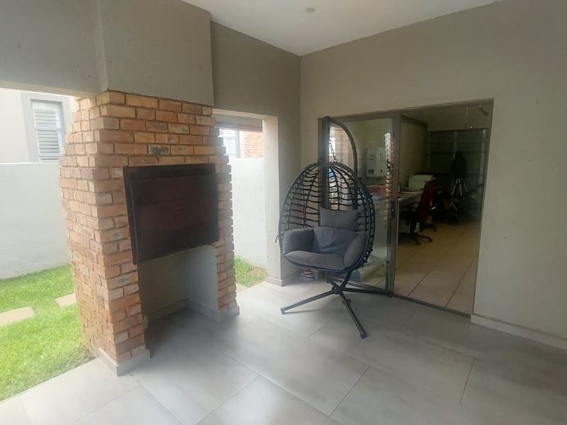 Double-Story Delight in Secure Estate! - Photo 10