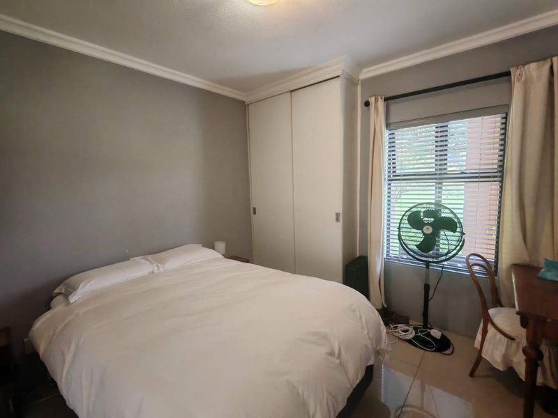 URGENT SALE!!! EXCLUSIVE MANDATE - STUNNING CORNER UNIT - OVERLOOKING THE GOLF ESTATE - Photo 10