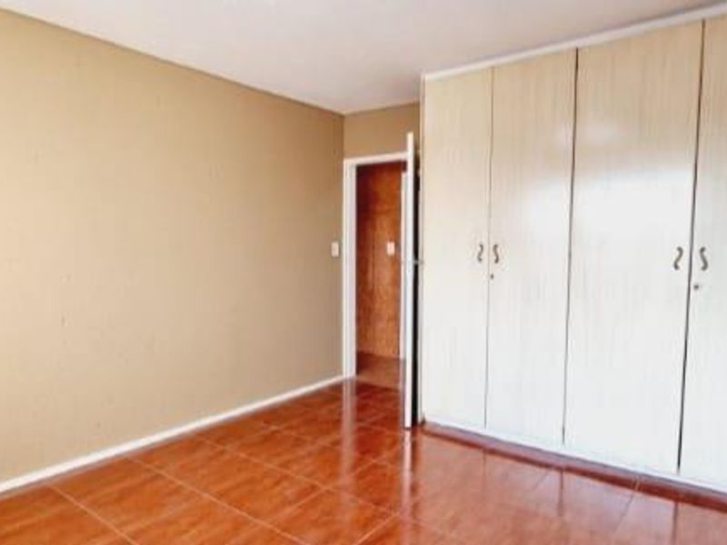 2 Bedroom Apartment for Sale in Ridgeway - Photo 7