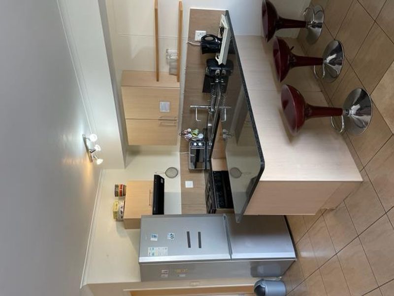 2 Beds Duplex furnished apartment with 1 basement park, 2 balconies with views - Photo 10