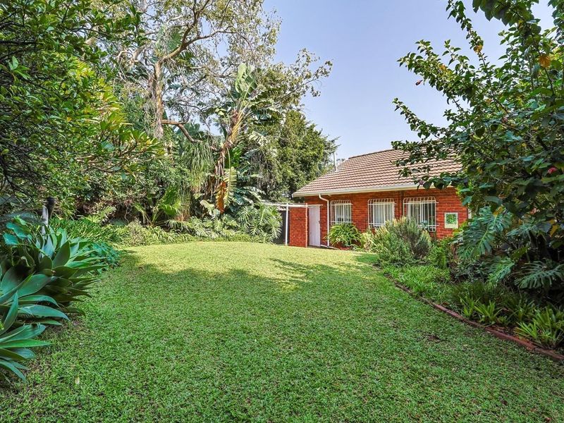 Family Home in Silverton - Photo 8