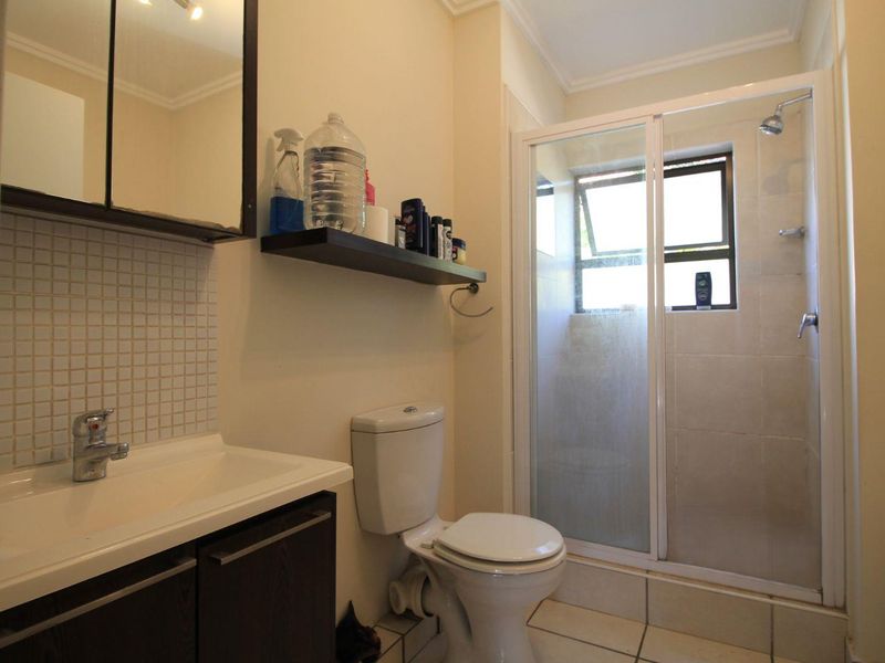 Spacious 2 bedroom townhouse in Broadacres - Photo 6