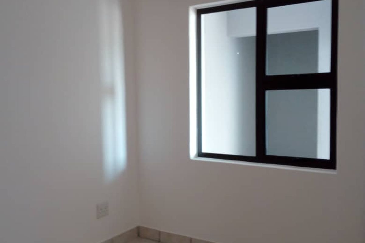 Scaling down or starting up - Photo 3