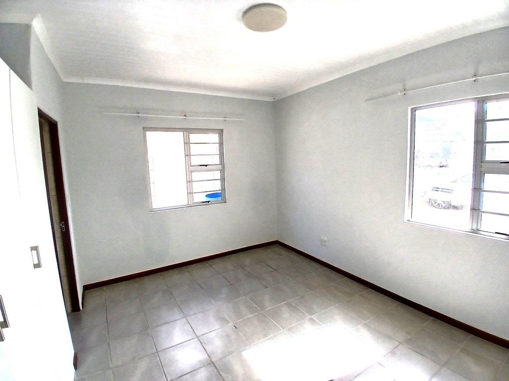 Same 2nd Bedroom - now in the opposite direction.