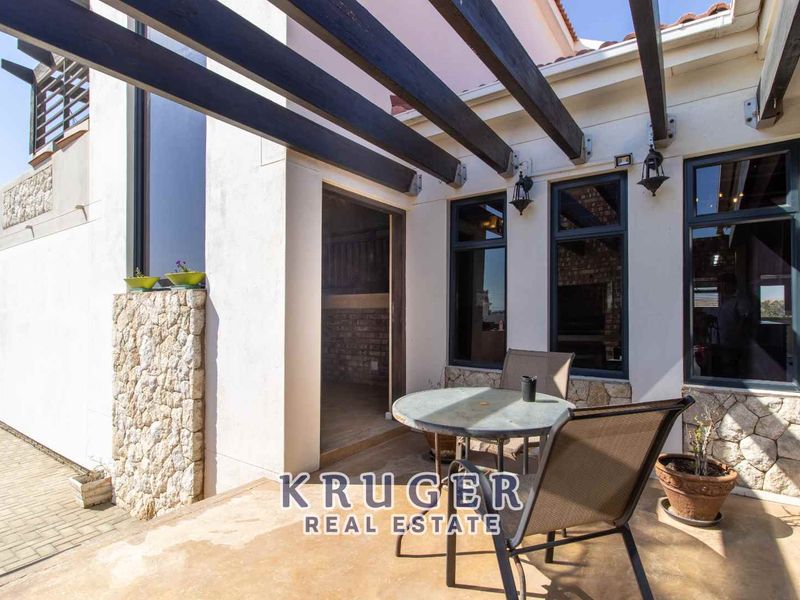 🏡 Just Listed in Heritage Hill! 🏡 - Photo 8