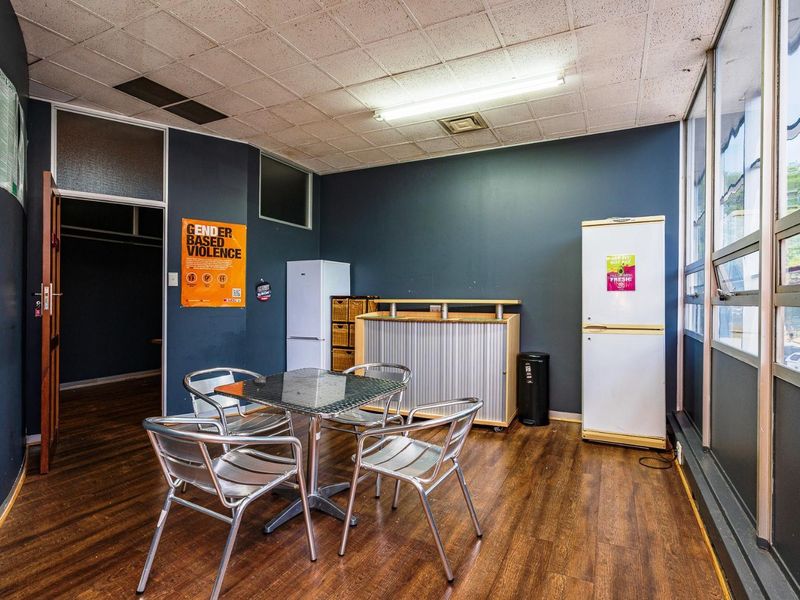 PRIME OFFICE SPACE - KNOWLES CENTRE, PINETOWN - Photo 4