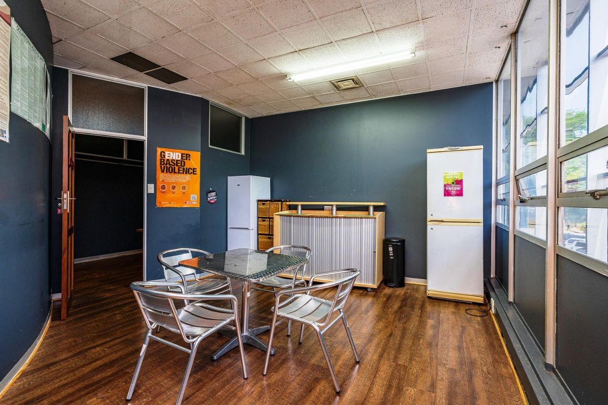 PRIME OFFICE SPACE - KNOWLES CENTRE, PINETOWN - Photo 4