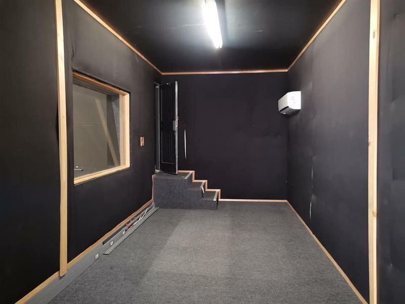 GREAT INVESTMENT CLOSE TO CBD - Photo 8