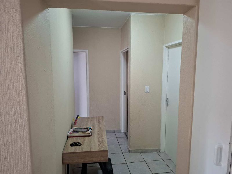 Spacious 3 bedroom flat in La Montagne - Photo 7