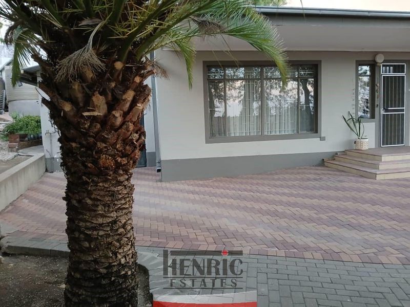 High Networth house - Photo 6