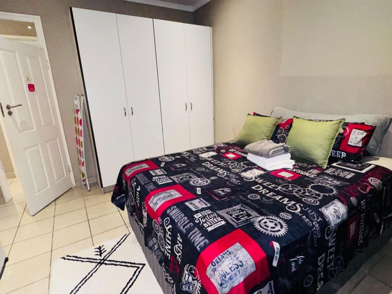 Safe and secure Flat for rent - Photo 5