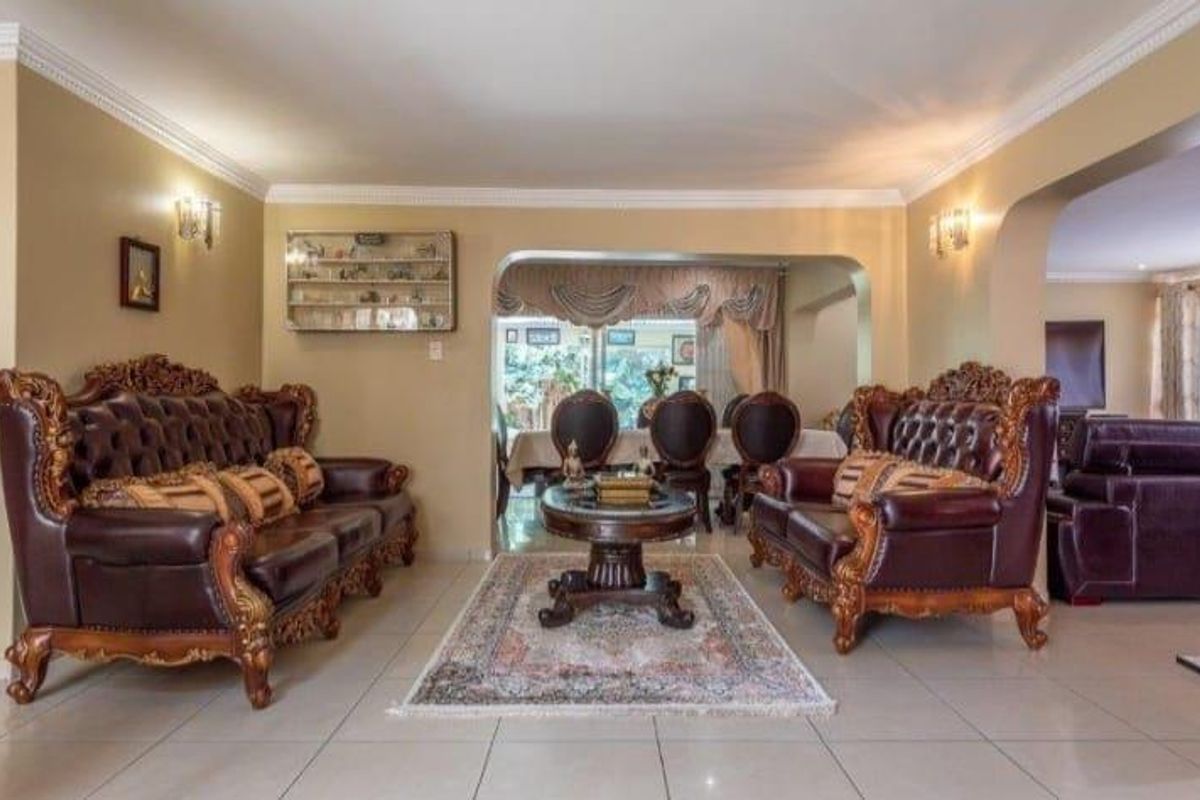 4 Bedroom House for Sale in Winchester Hills Johannesburg South - Photo 5