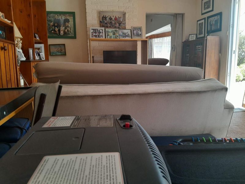 Spacious 4 Bedroom Family Home in Lunmeyer - Photo 5