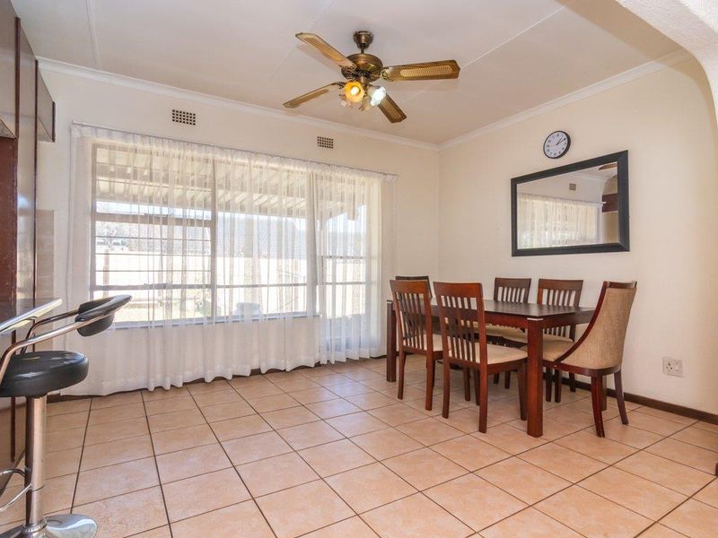 Sunny, spacious and  full of potential in Breunanda! - Photo 7