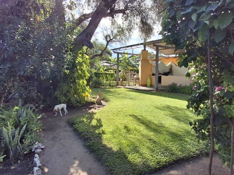 Grootfontein - Suburb Family House with Flat For Sale - Ext 4 - Photo 2