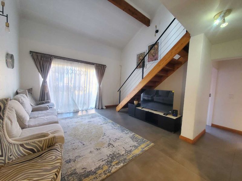 A cosy townhouse with an invertor To Let in Willowbrook - Photo 10