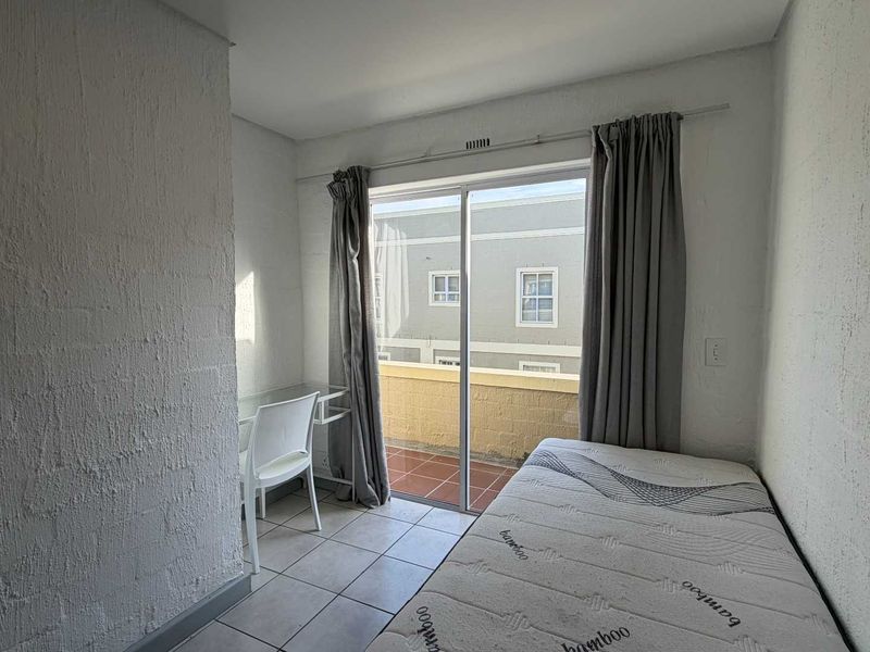 Furnished Two-Bedroom Apartment to Rent Close to Stellenbosch University - Photo 6