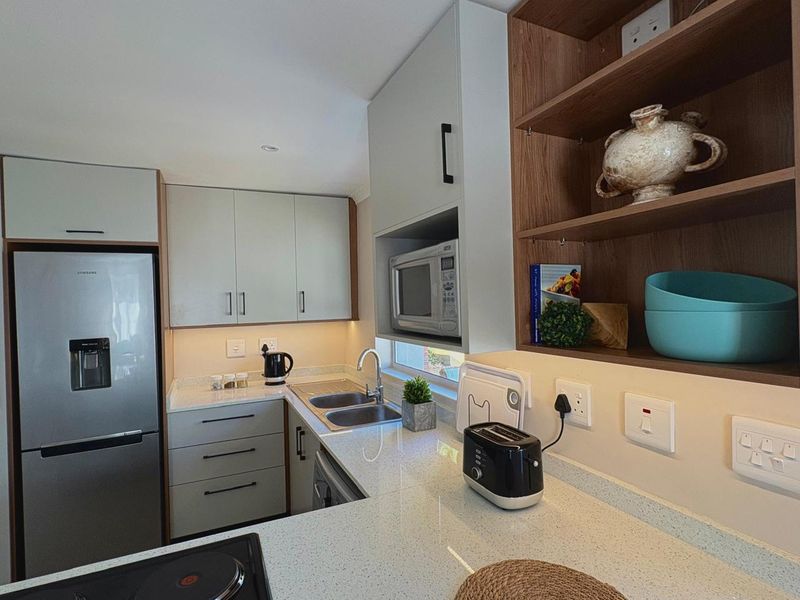 Hendra - Modern , Furnished Cottage in La Lucia - Photo 4