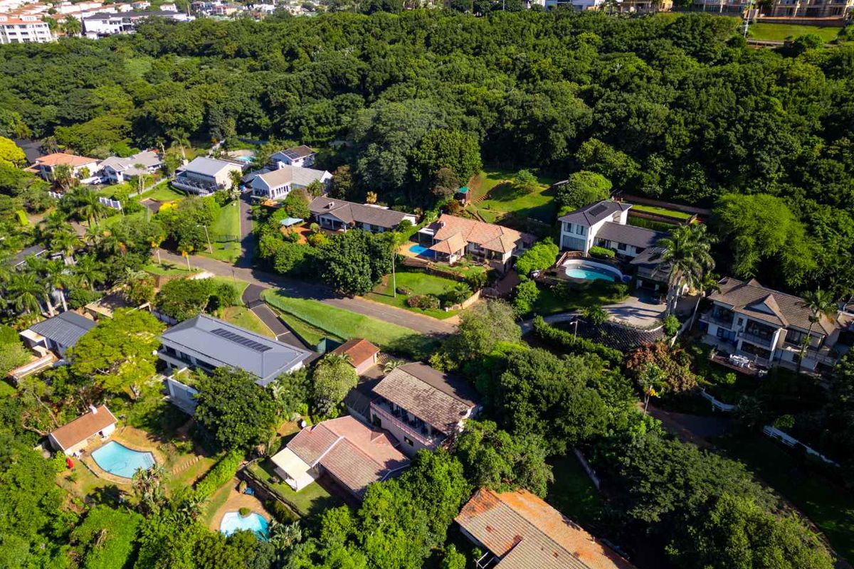 Hendra Estates - Stunning, Large Family Home For Rent In Prime La Lucia - Photo 5