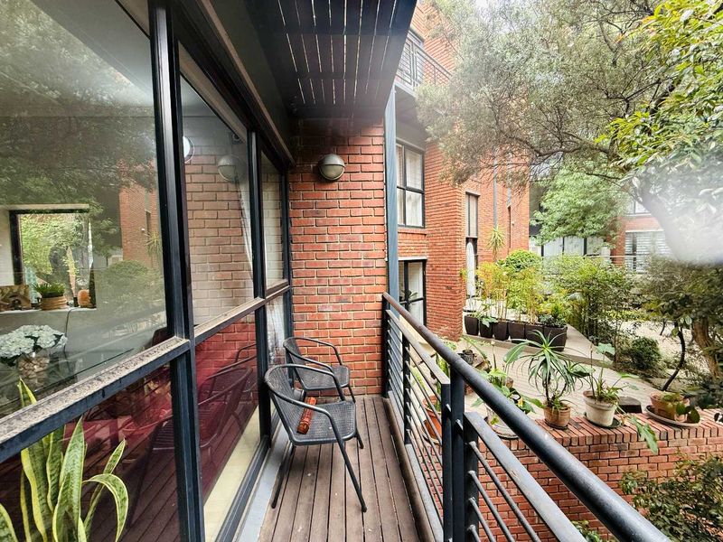 Modern 2-Bedroom Apartment in Atholl - Photo 8