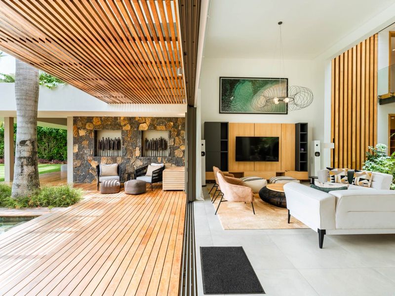 Unparalleled Luxury at Anahita - Photo 9